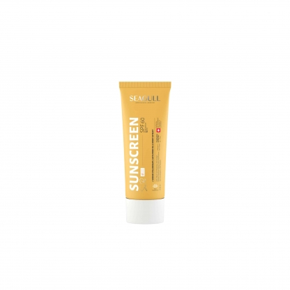 کرم ضد آفتاب رنگی فاقد چربی SPF 60 سی گل
